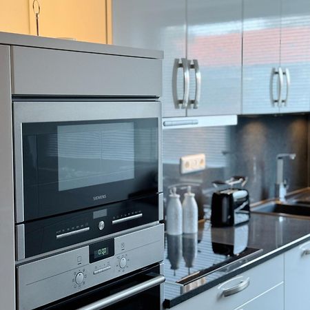 90M2 I Central I Netflix I Wifi I Free Parking I Lia Apartments ฮันโนเวอร์ ภายนอก รูปภาพ