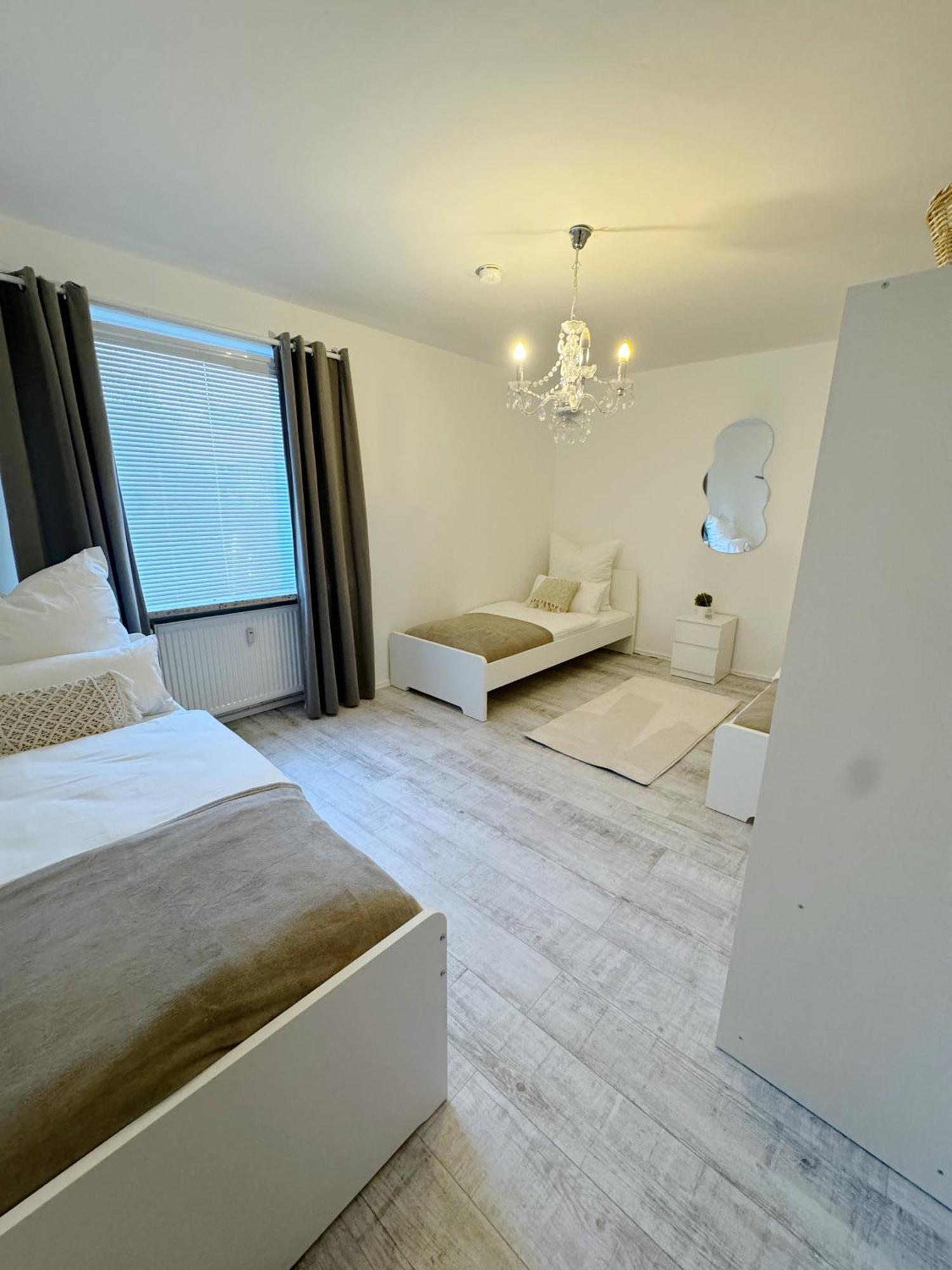 90M2 I Central I Netflix I Wifi I Free Parking I Lia Apartments ฮันโนเวอร์ ภายนอก รูปภาพ